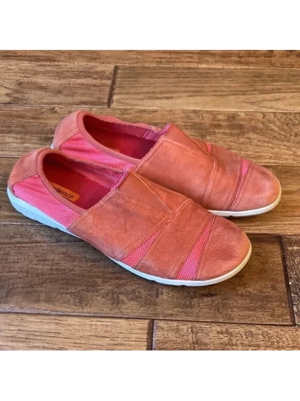 Sundance Suede Slip On Flats Sneakers Shoes Coral Size 38 / Womens 8
